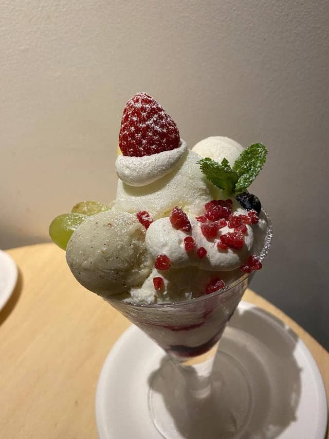 パフェ専門店 幸せのレシピ スイート すすきの店 - サブ画像3