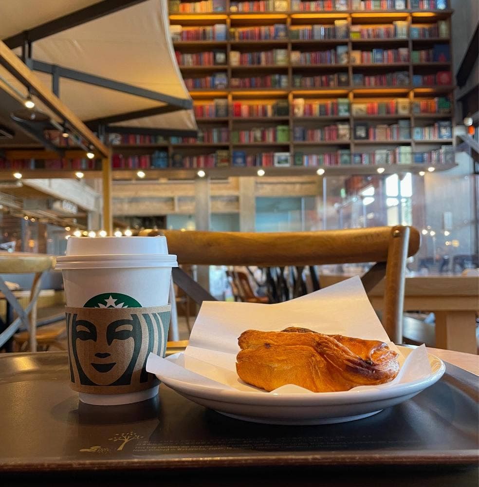 スターバックス コーヒー 高知蔦屋書店店