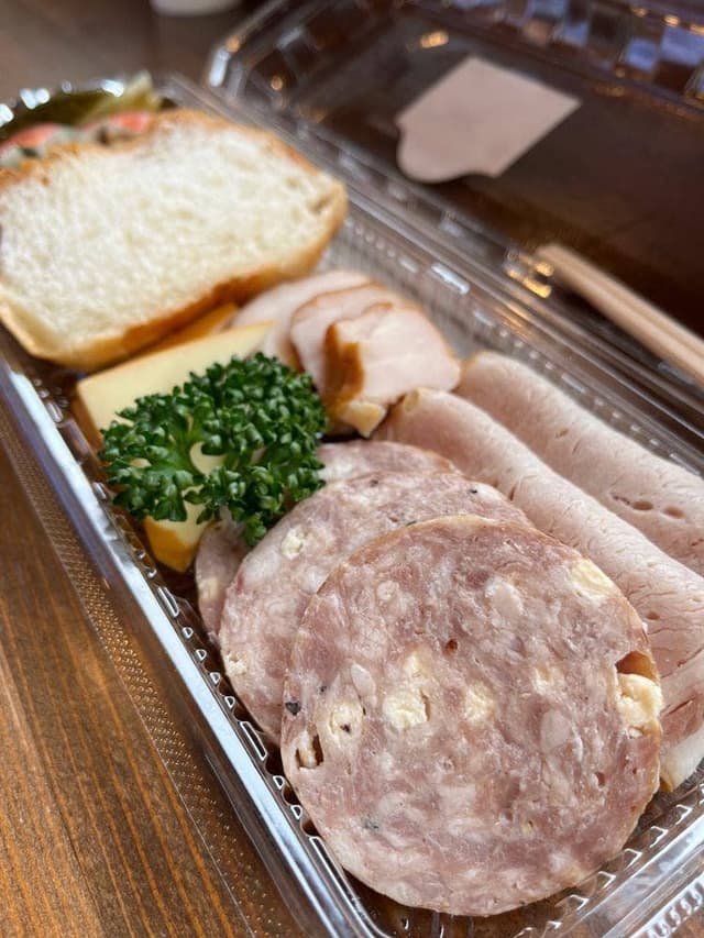 由布院燻製工房 燻家 - サブ画像1