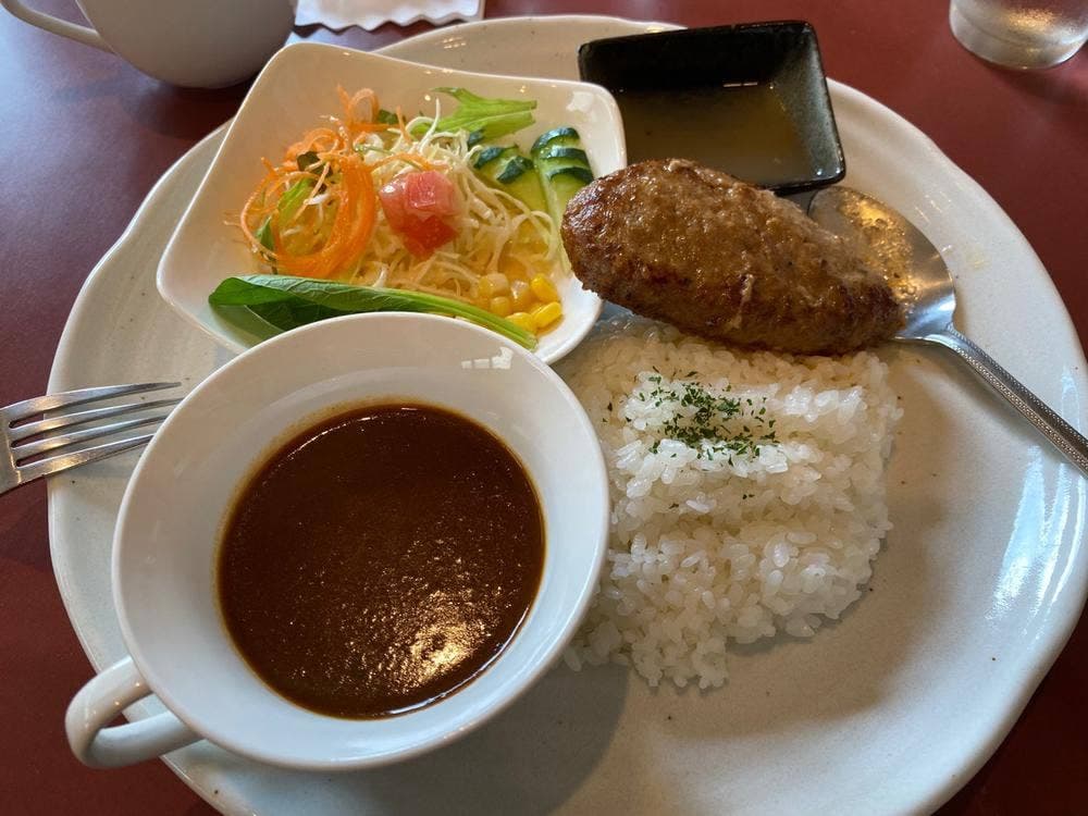 マインズ 日出本店