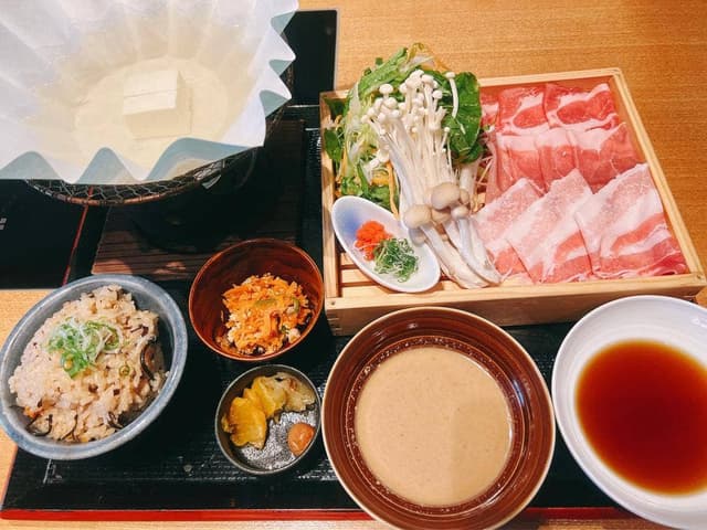 しゃぶしゃぶ 紺 東町本店 - サブ画像1