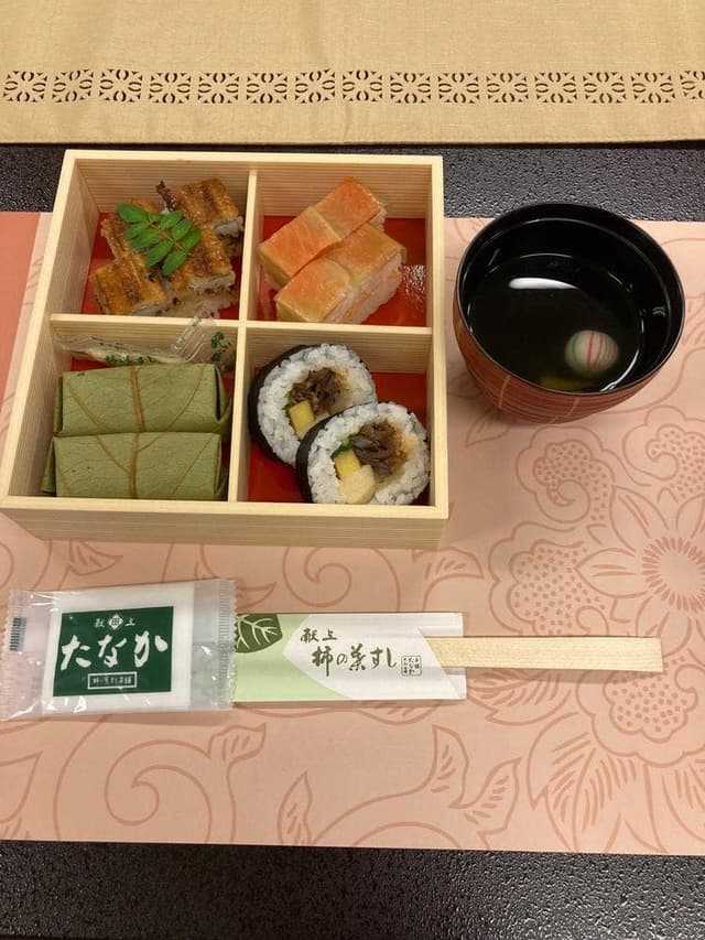 柿の葉すし本舗たなか なら本店 - サブ画像3