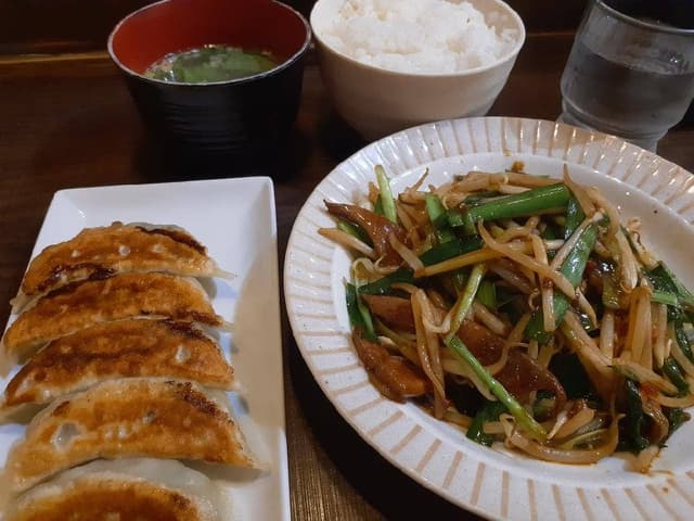 餃子酒場 四谷本店 - サブ画像1
