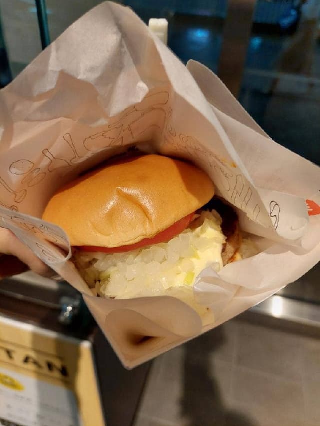 モスバーガー アトレ品川店 - サブ画像2