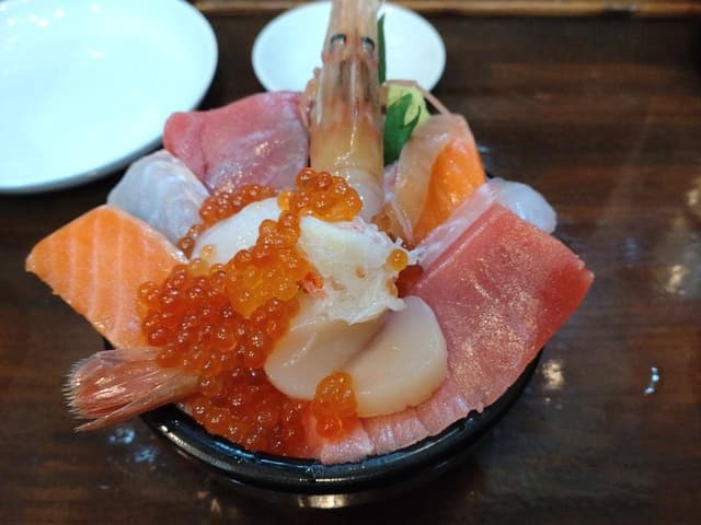 ぶっかけ海鮮丼の店 魚屋の台所 別邸 - サブ画像3