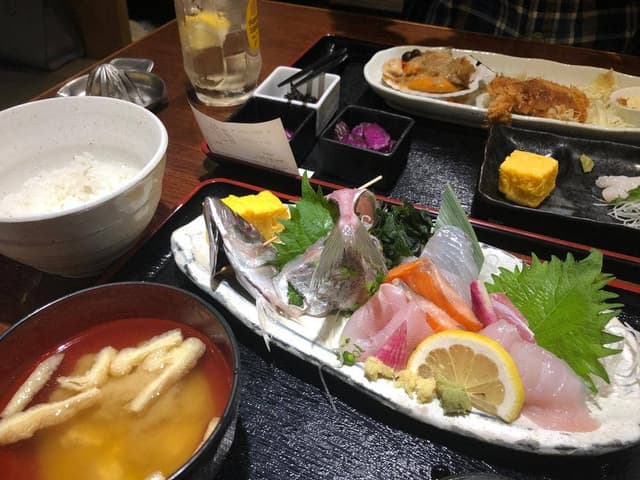 魚七鮮魚店 稲毛直売所 - サブ画像3