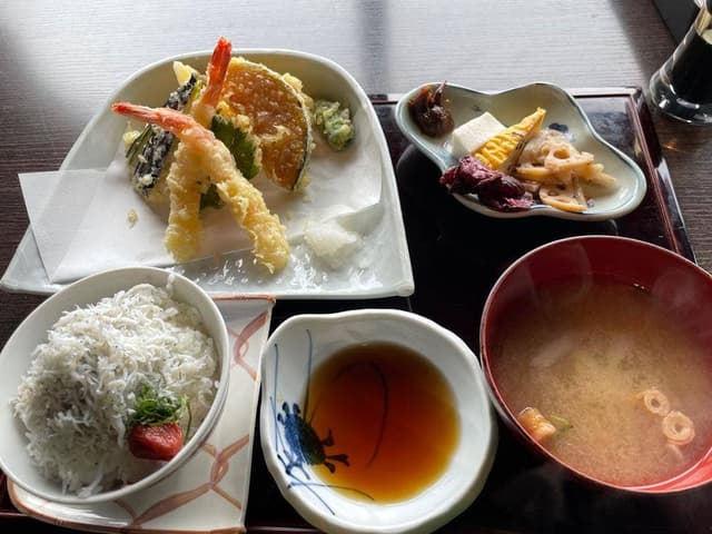 わかうら食堂 - サブ画像2