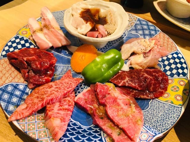 焼肉ホルモン金閣 - サブ画像1