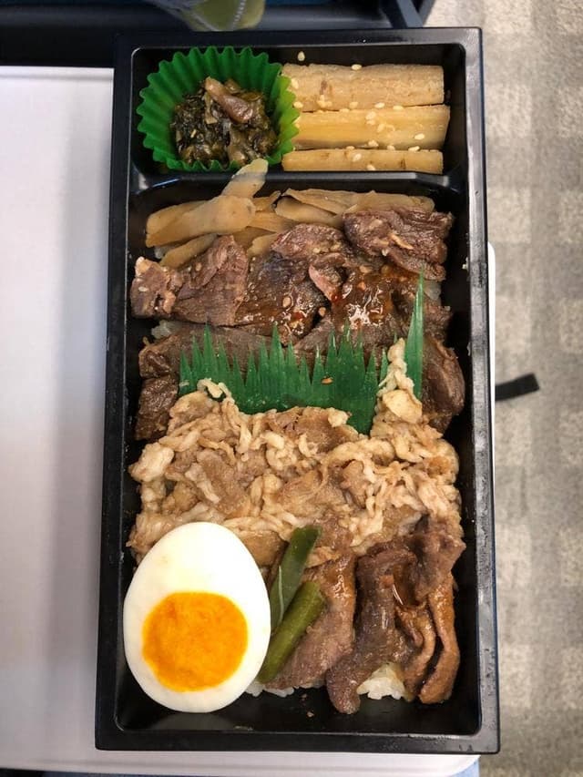 旅弁当駅弁にぎわい エキマルシェ 新大阪駅店 - サブ画像1