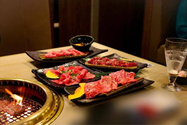食彩和牛 しげ吉 大和本店 - サブ画像1