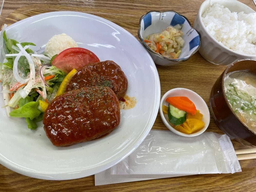小さな食堂 ヒロ