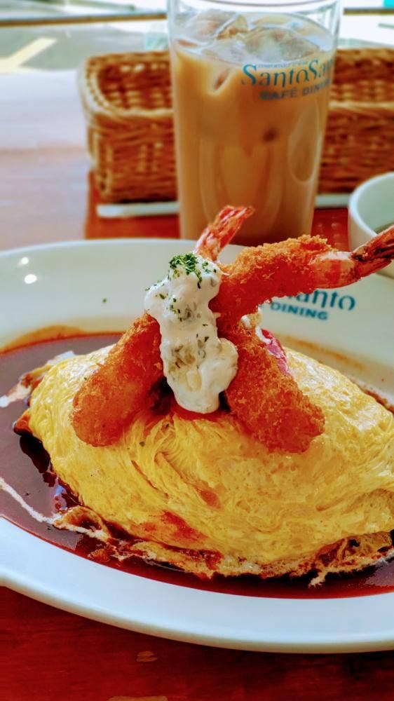 サンタサンタカフェダイニング