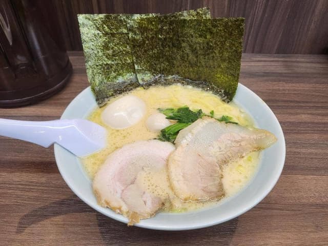 横浜家系ラーメン 砺波 魂心家 - サブ画像1