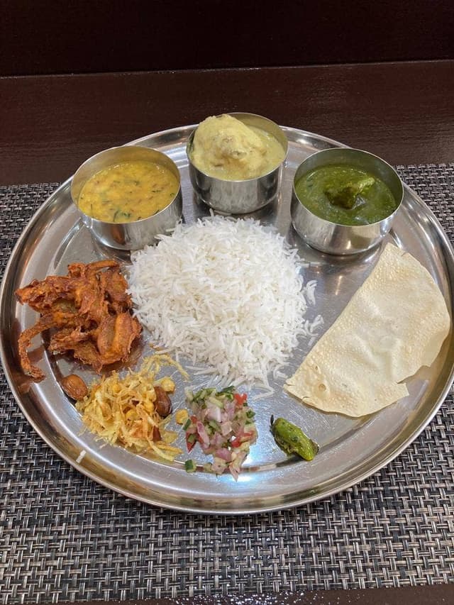 東インド/ベンガル料理専門店 インディアンスパイスファクトリー - サブ画像1