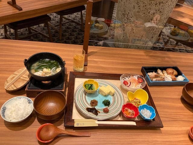 ダイニング海里 湊小宿 海の薫とAWAJISHIMA - サブ画像1