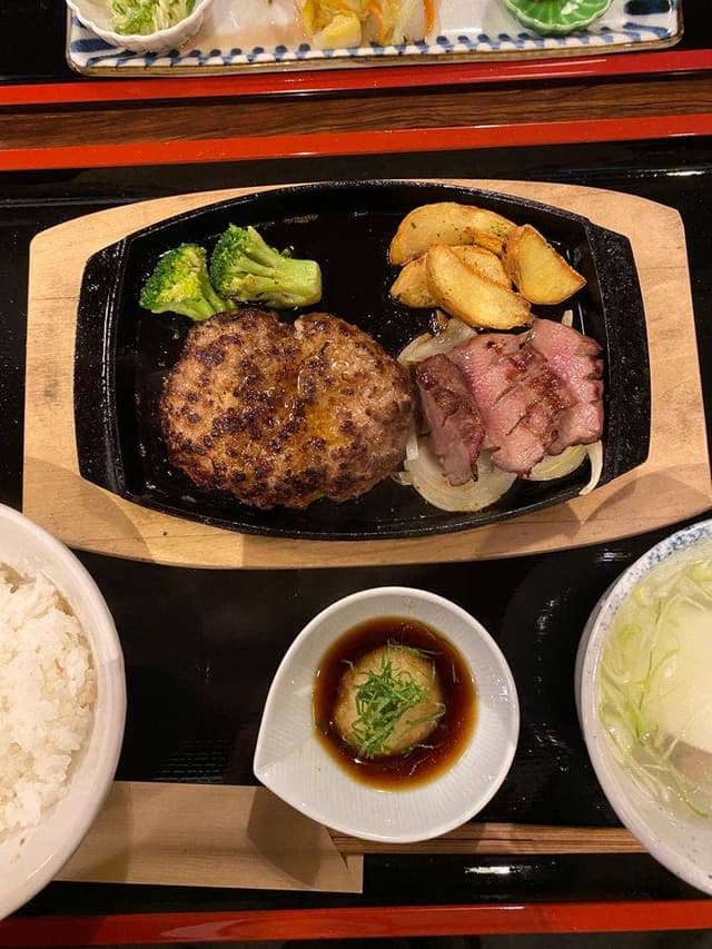 牛たん焼き 仙台辺見 札幌厚別店 - サブ画像2