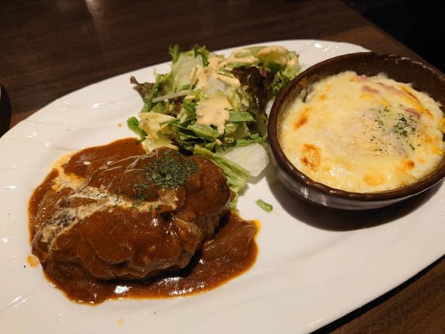 The CorkScrew Bar & Grill - サブ画像2