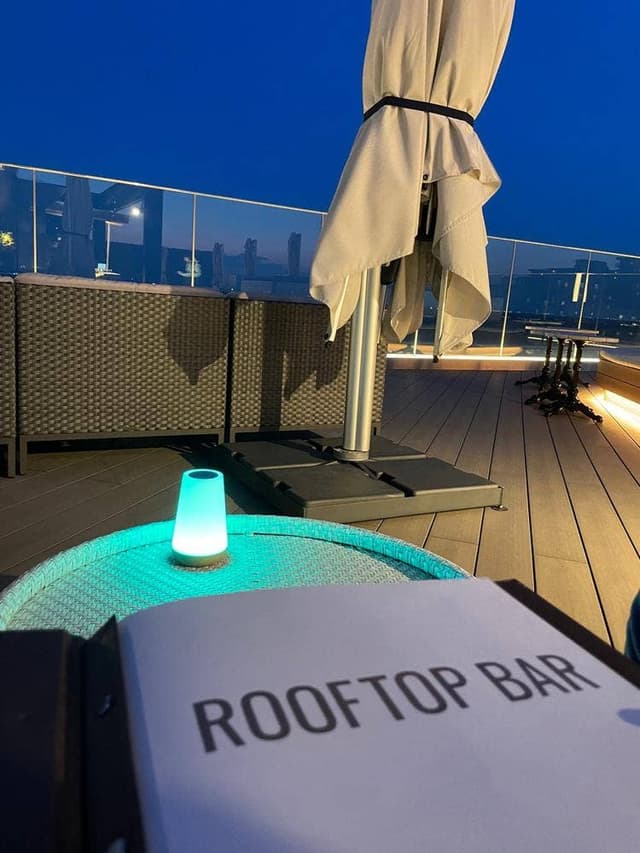 Roof Top Bar - サブ画像1
