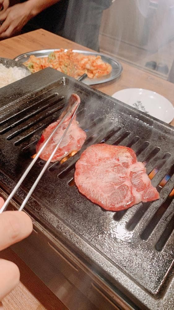 キンキン麦酒とプリっと小腸 近江牛畜産あさひ 山科駅前店 - サブ画像1