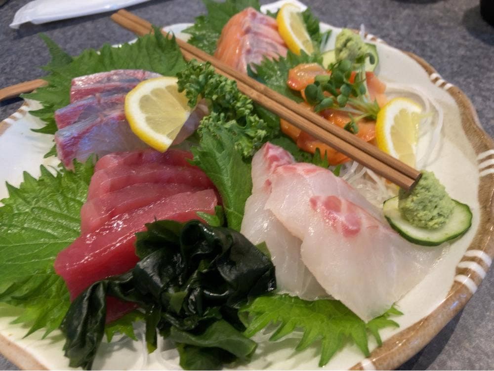 お食事処 かつら亭