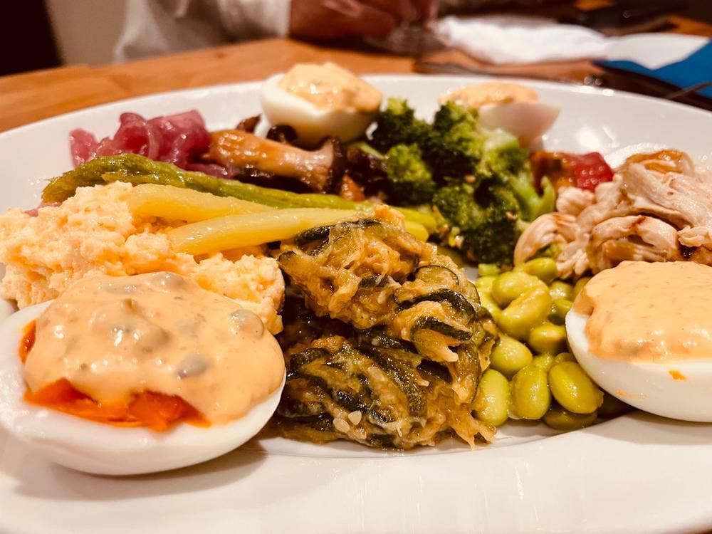 サクラ伊食堂