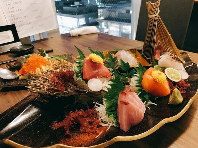 豊洲直送鮮魚と釜飯のお店 二代目 魚義 大井町駅店 - サブ画像2