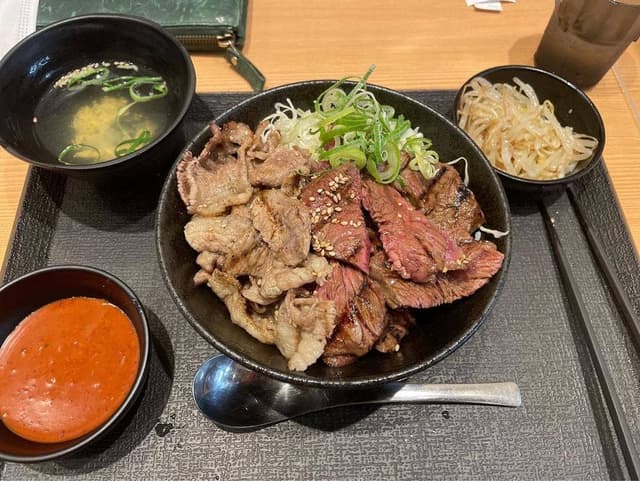 肉丼専門店 三宮肉劇場 - サブ画像2
