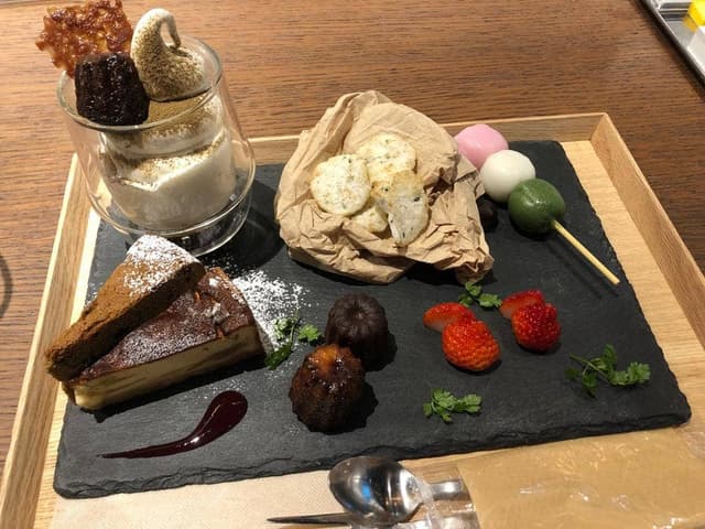 JOHNSON'S TEA LOUNGE - サブ画像3