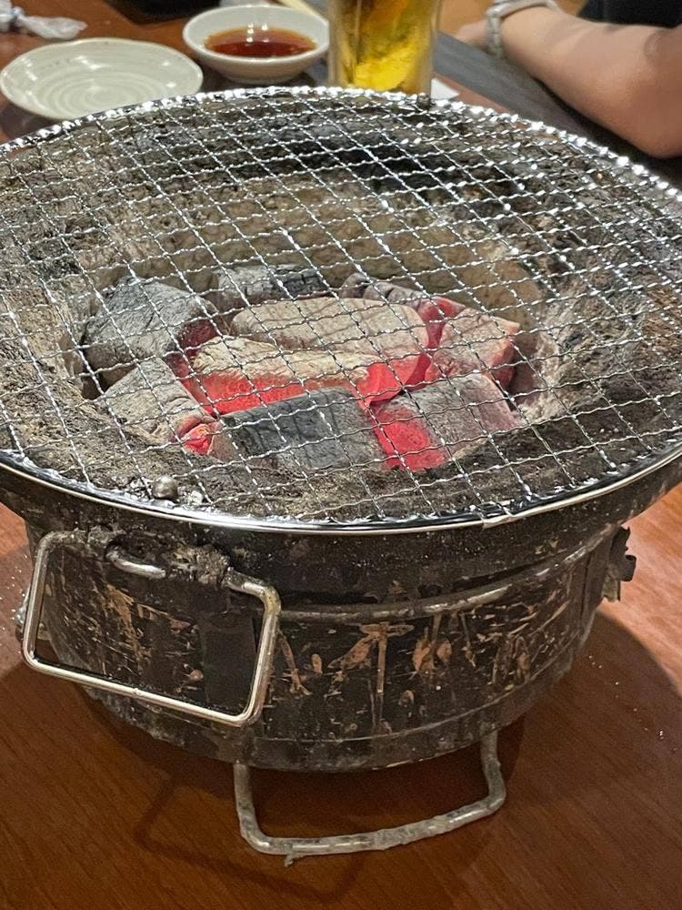 炭火ホルモン酒場 そがん 上本町店