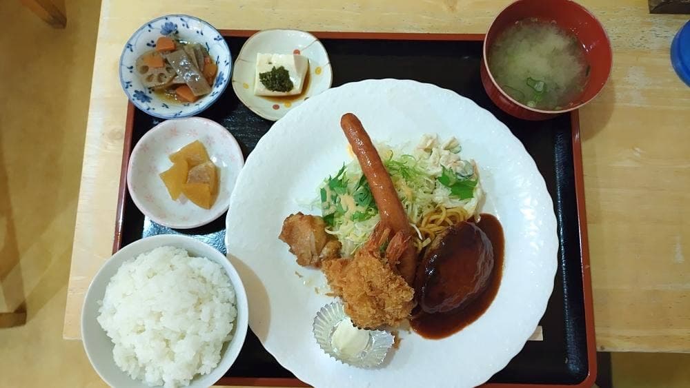 ごはん亭
