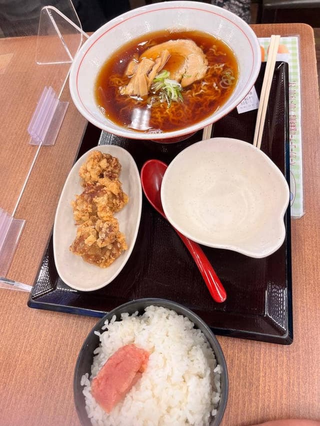 高山ラーメン 関亭 - サブ画像2