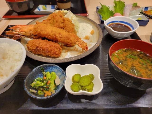マキハラ商店 イオンモールNagoyaNoritakeGarden店 - サブ画像1