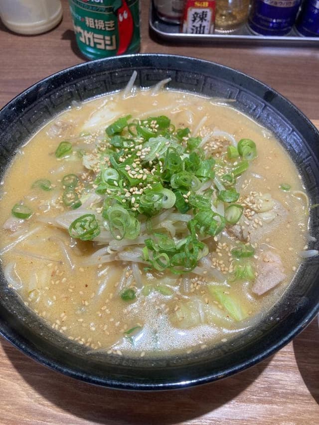 ラーメン鉄 - サブ画像1