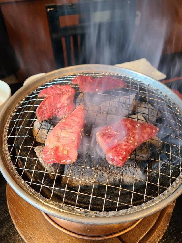 黒三宝 八王子店 - サブ画像1