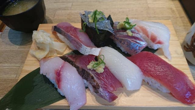 沼津魚がし鮨 函南店 - サブ画像2