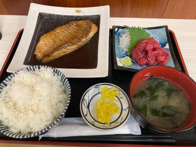 魚善 - サブ画像2