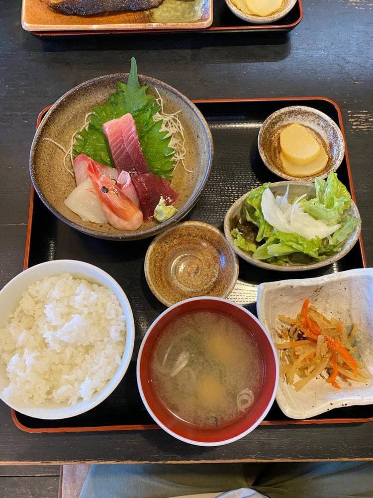 めのじや