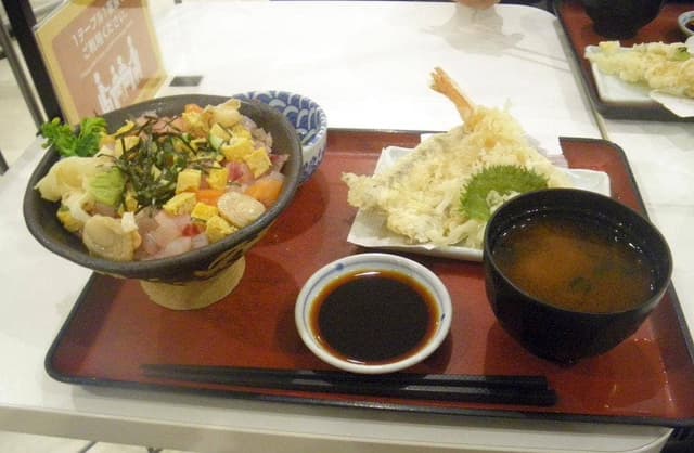 牧原鮮魚店 イオンモール大高店 - サブ画像1