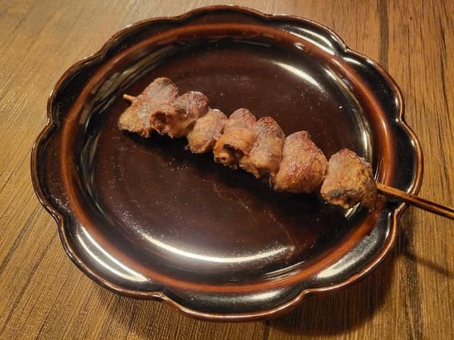 炭火焼鳥・燻製酒場 燻 - サブ画像1