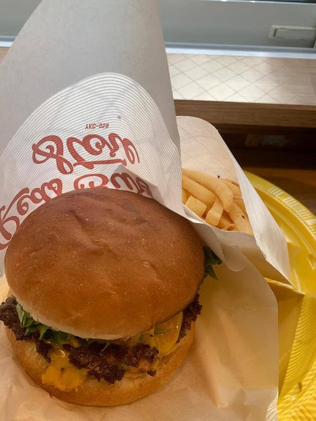 EL LOCO FABULOUS BURGERS - サブ画像1