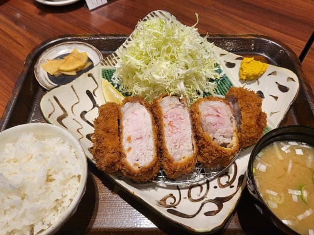 とんかつ 富金豚 富山マルート店 - サブ画像2