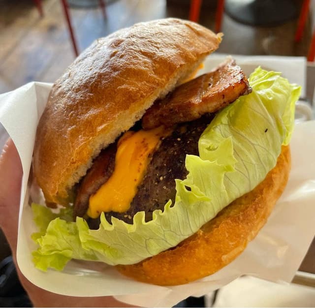 Phoenix Burger - サブ画像1