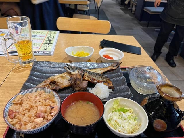一夜干しと海鮮丼 できたて屋 JRタワーステラプレイス店 - サブ画像1
