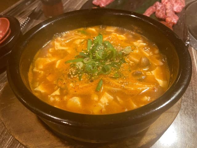 焼肉・しゃぶしゃぶ 肉の鶴々亭 - サブ画像1