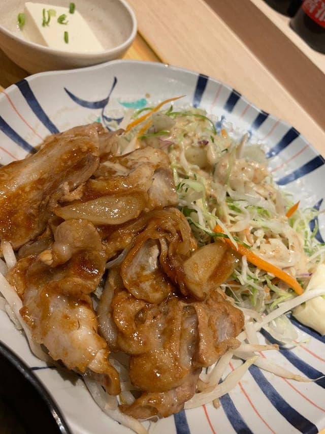 やよい軒 新宿明治通り店 - サブ画像3