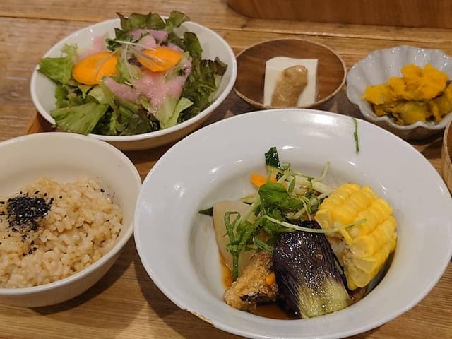 実身美 大手町店 - サブ画像2
