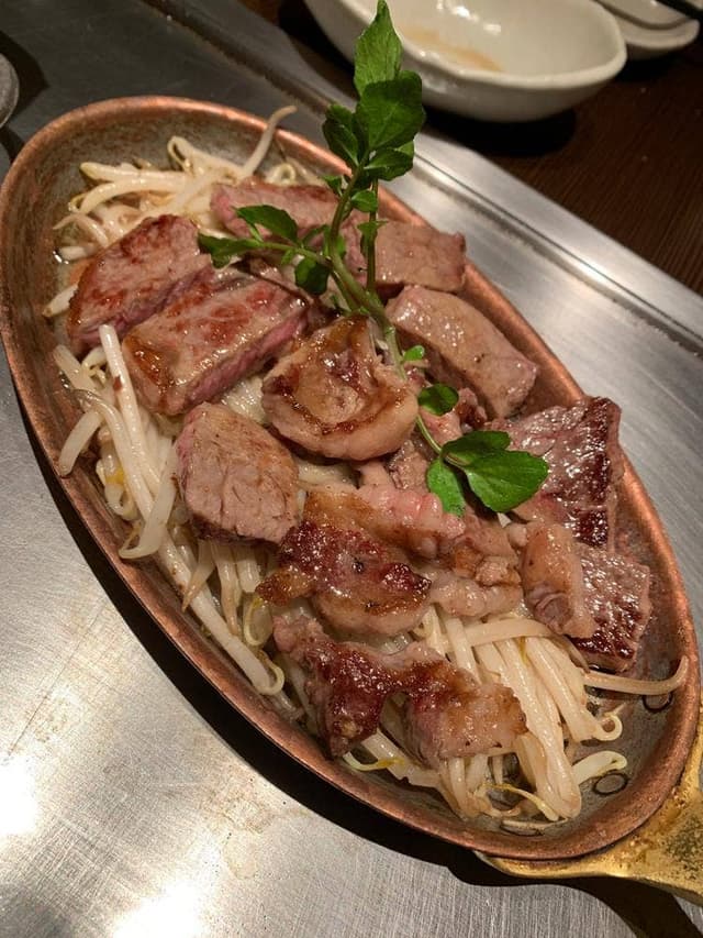 鉄板二百℃ 西新宿店 - サブ画像2