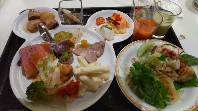 シャーウッドガーデンレストラン 東京ディズニーランドホテル - サブ画像1