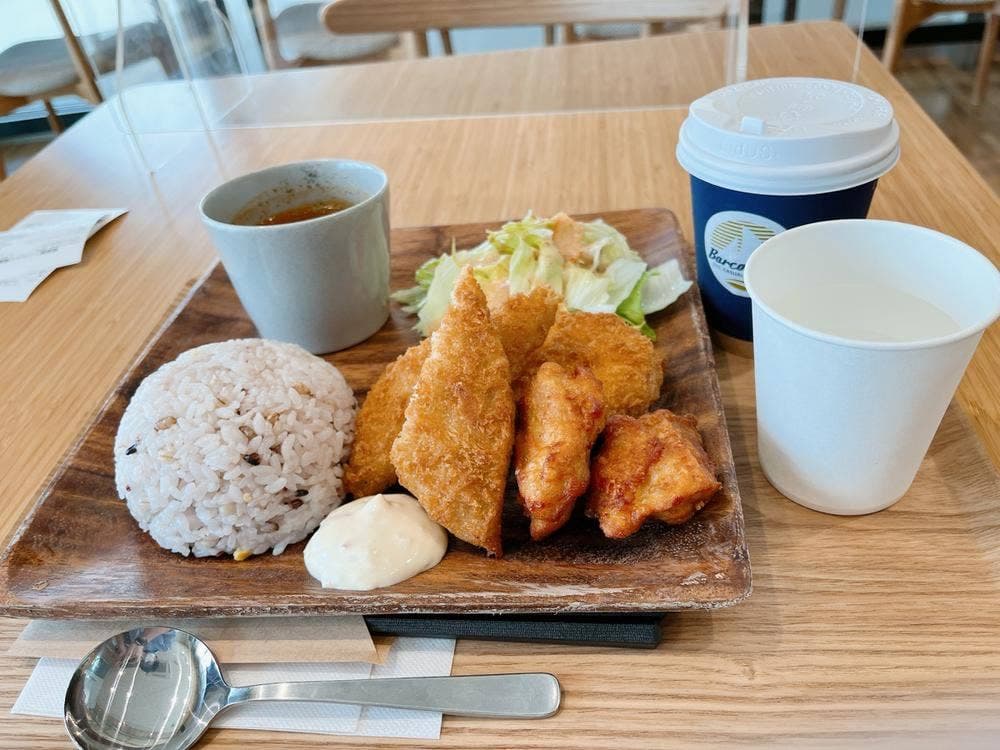 Barcos cafe