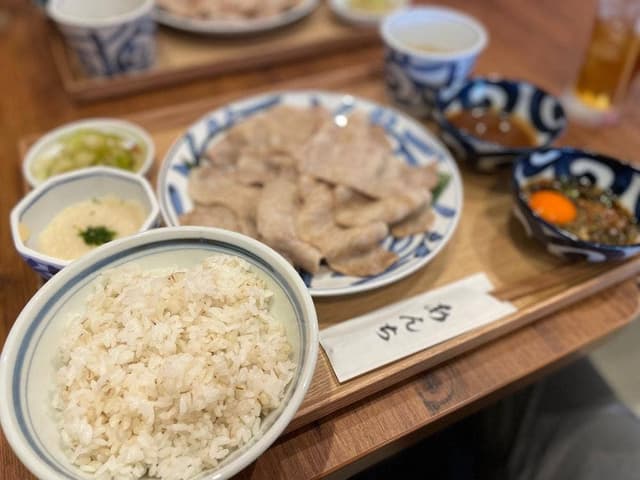 あんちすてーき とろろ 麦めし 豚楽亭 寺田町駅前店 - サブ画像3